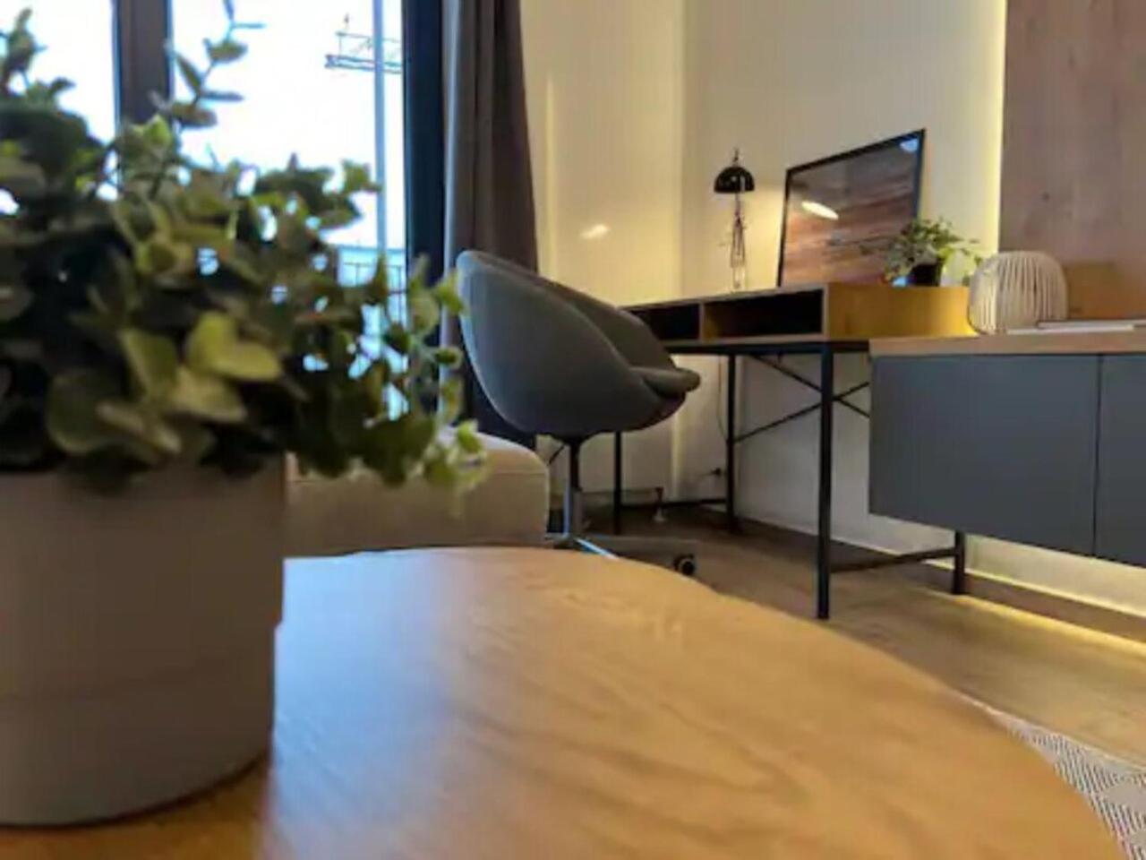 High-Rise Luxury Apartment With Free Parking Bucareste Exterior foto
